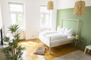 Sunny Apartment near Belvédère Castle, Vienna